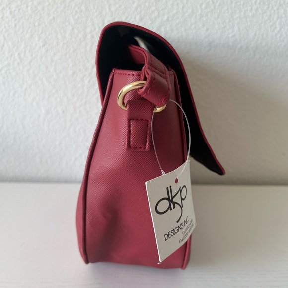 Red Crossbody - Picture 7 of 8